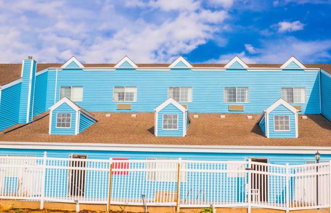 Cozy House Inn & Suites By Marifah Williamsburg Eksteriør bilde