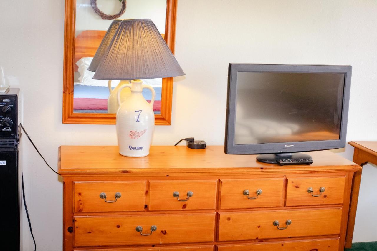 Cozy House Inn & Suites By Marifah Williamsburg Eksteriør bilde