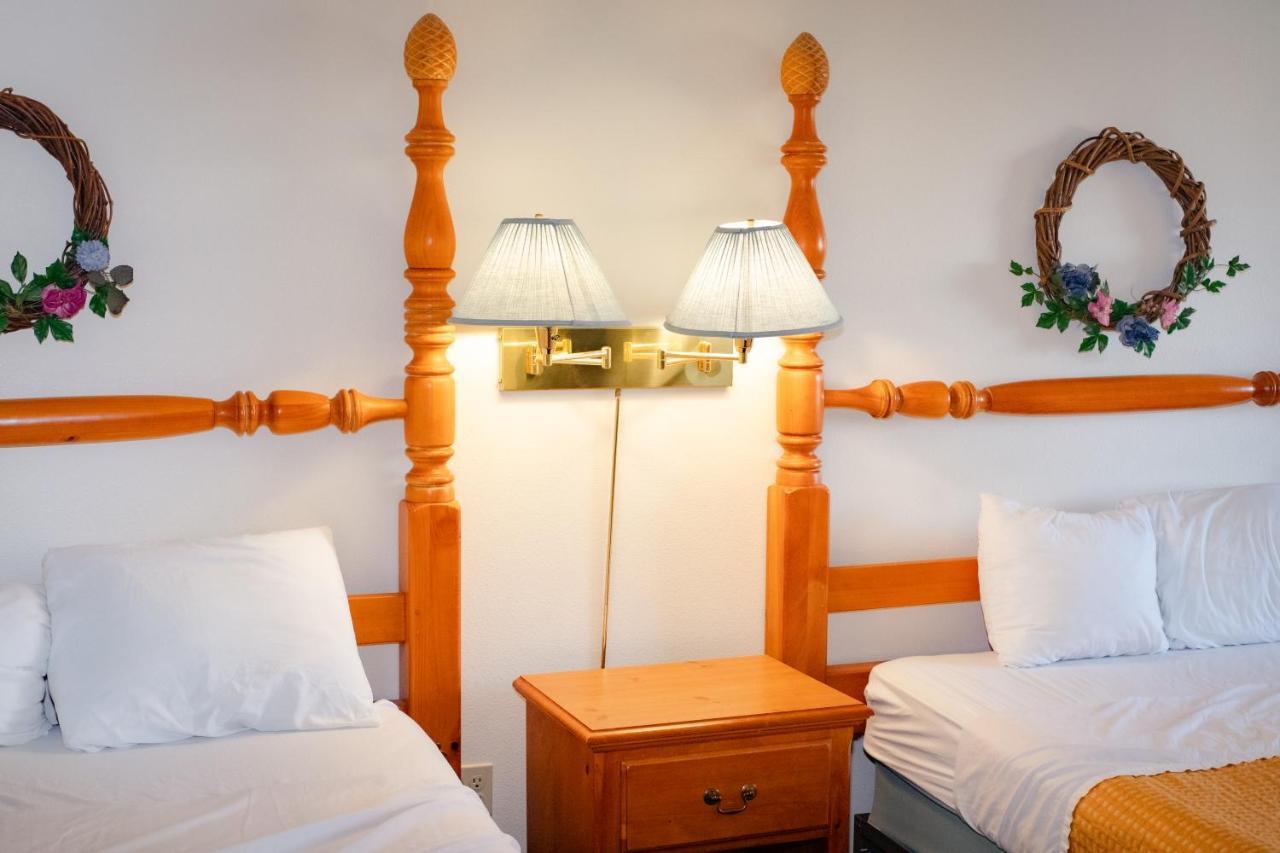 Cozy House Inn & Suites By Marifah Williamsburg Eksteriør bilde