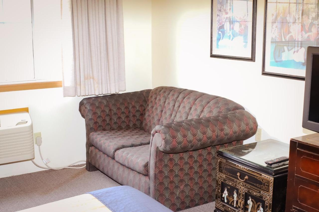 Cozy House Inn & Suites By Marifah Williamsburg Eksteriør bilde