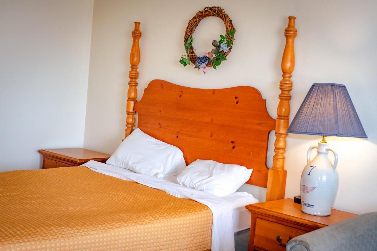 Cozy House Inn & Suites By Marifah Williamsburg Eksteriør bilde